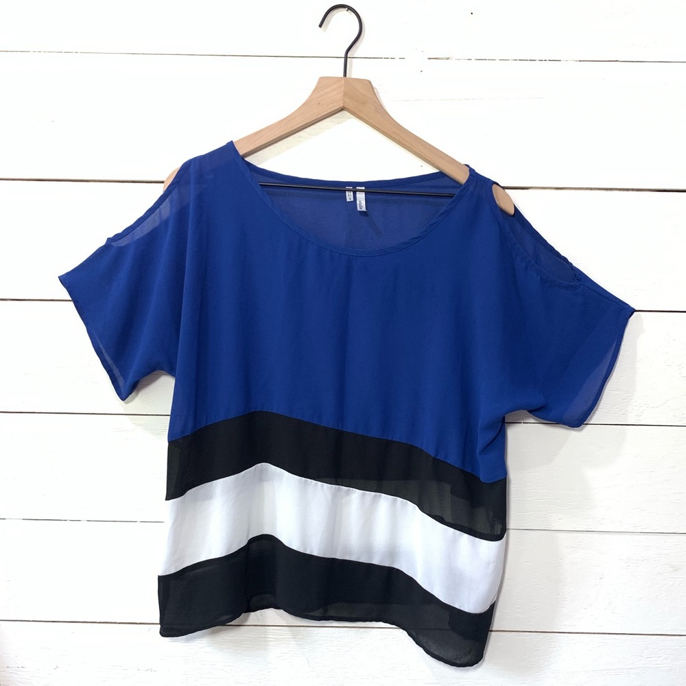Studio Y cold shoulder small black blouse blue